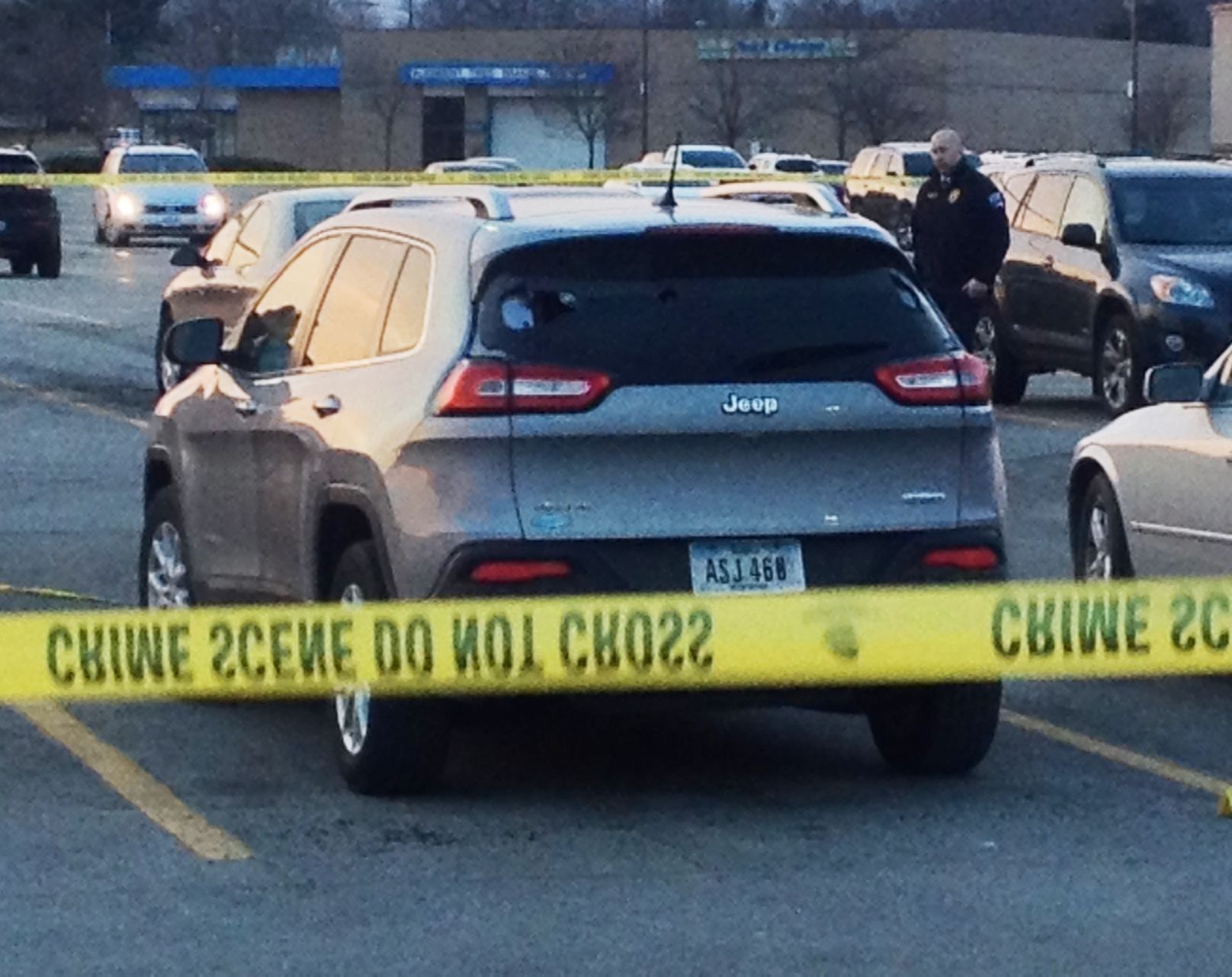 Mall shooting 2